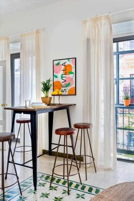 Monkeys Apartments Duplex Pureza & Balconies Σεβίλλη Εξωτερικό φωτογραφία